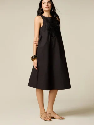 Vestido Midi Negro Bordado